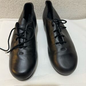 Capezio Women's CG19 Cadence Black Leather Lace Up Oxford Tap Dance Shoes 10
